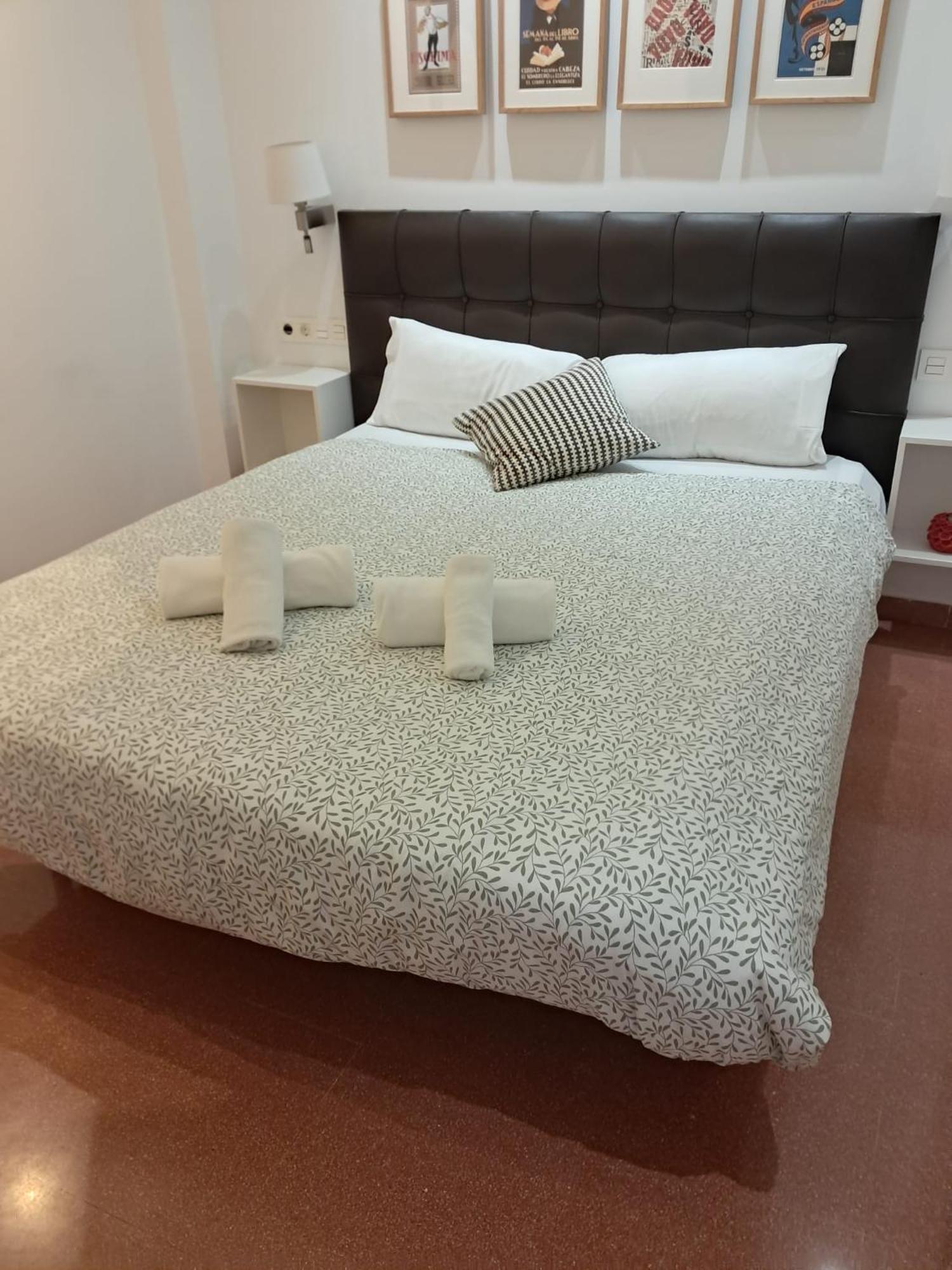 Old Town, City Center Apartment Premium With Parking Málaga Kültér fotó