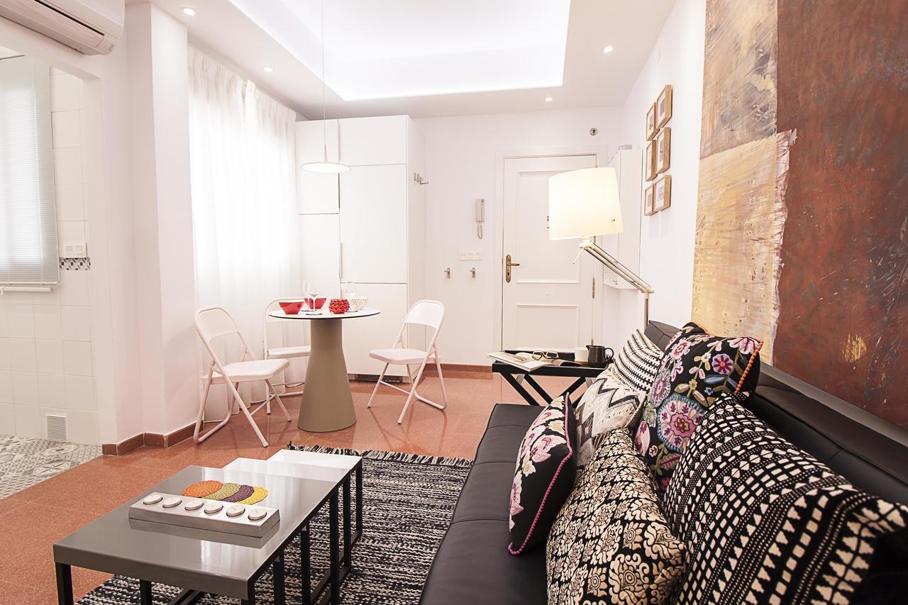 Old Town, City Center Apartment Premium With Parking Málaga Kültér fotó
